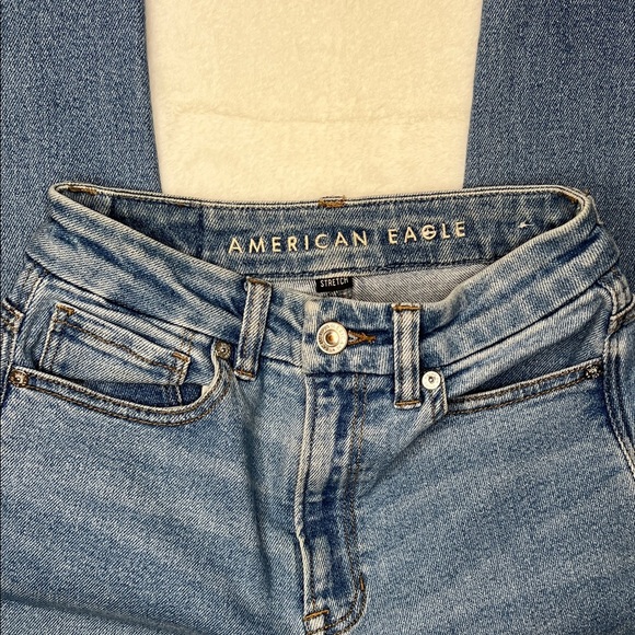 American Eagle Curvy Mom Jeans Size 00 - Picture 4 of 7